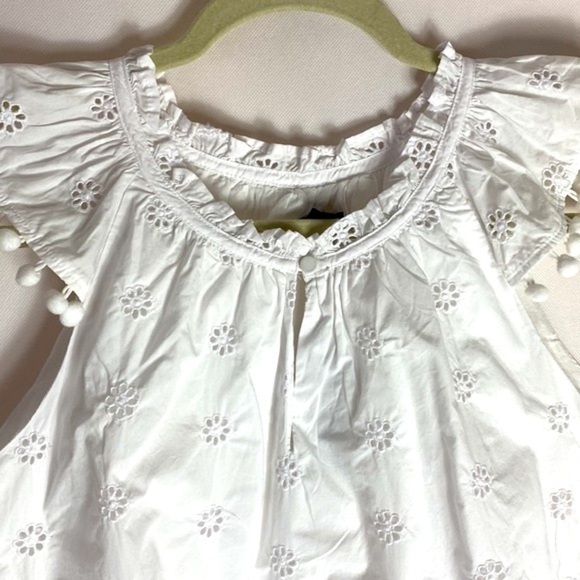 J. Crew white eyelet pompom sleeveless top size medium NWT - Picture 3 of 7